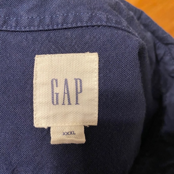 Navy GAP Button Down - Picture 4 of 4